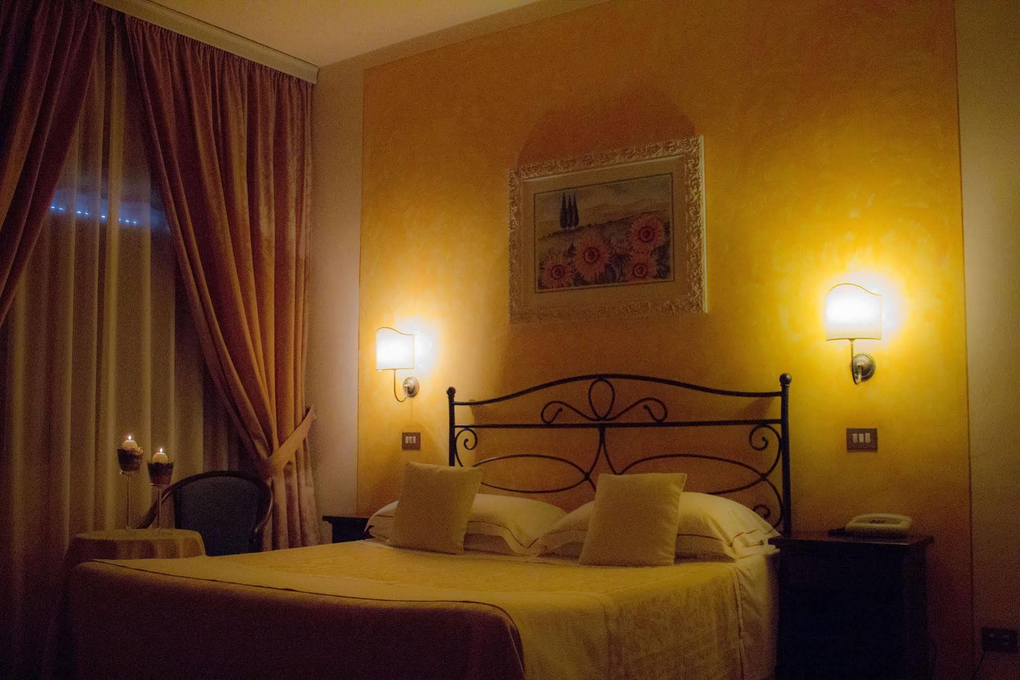 Hotel Ristorante Tre Stelle Sant'Albino Kültér fotó